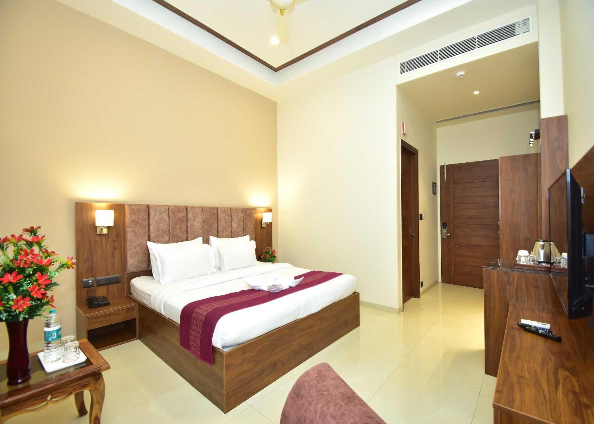 Hotel Shyamleela Khatu Ngoại thất bức ảnh