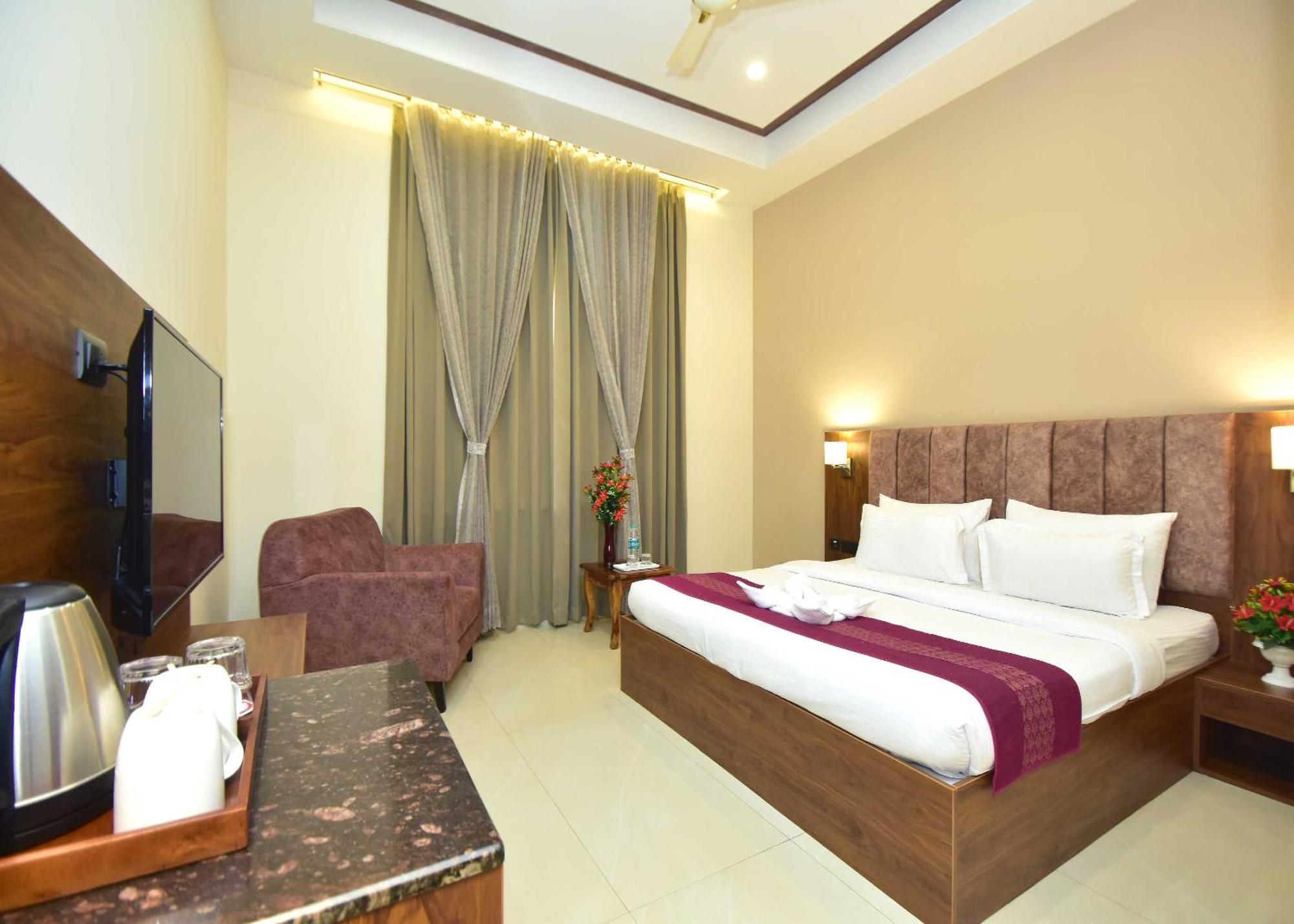 Hotel Shyamleela Khatu Ngoại thất bức ảnh