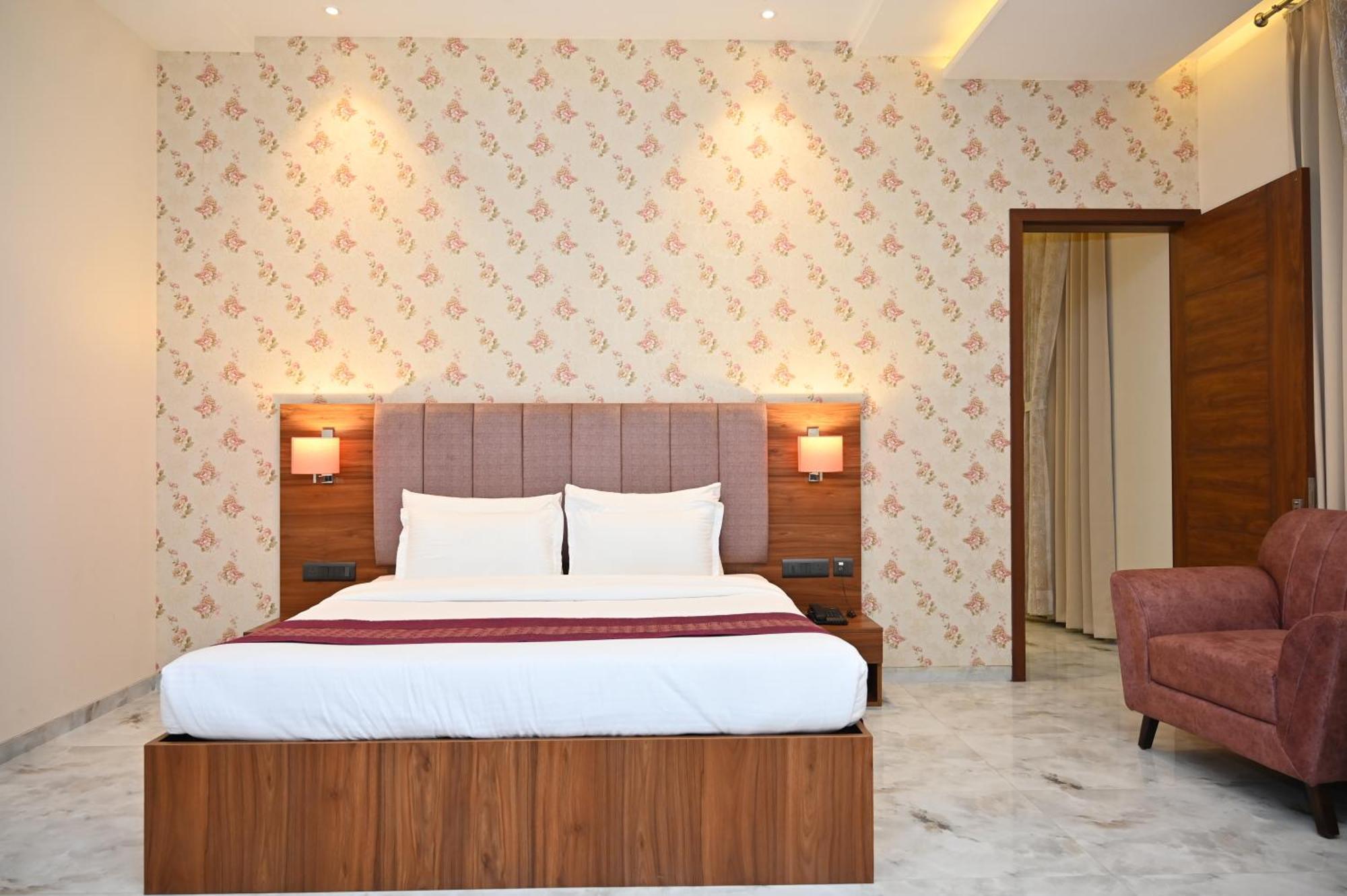 Hotel Shyamleela Khatu Ngoại thất bức ảnh