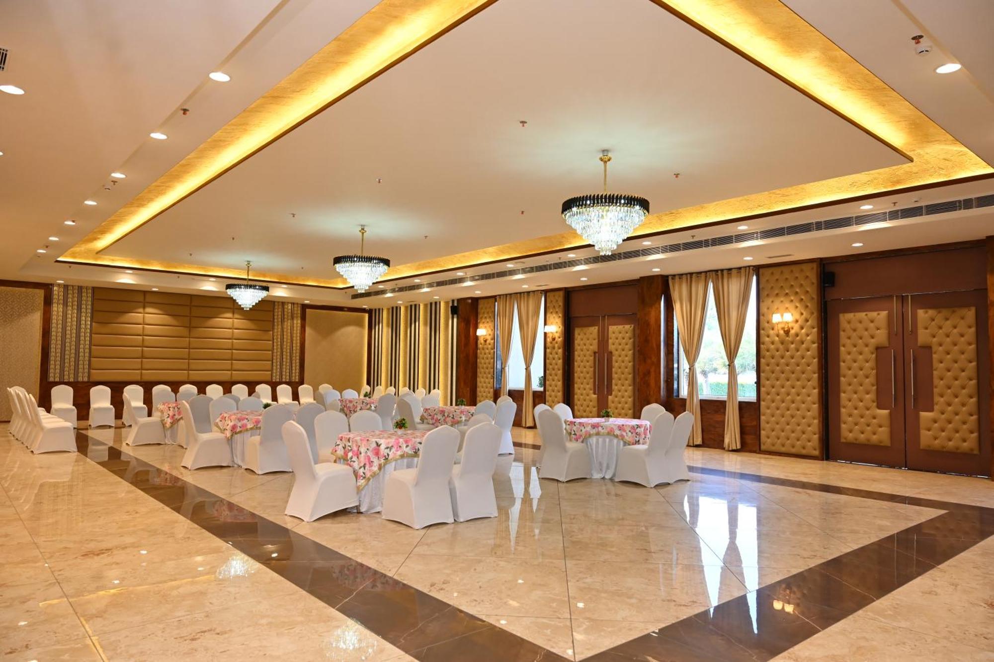 Hotel Shyamleela Khatu Ngoại thất bức ảnh