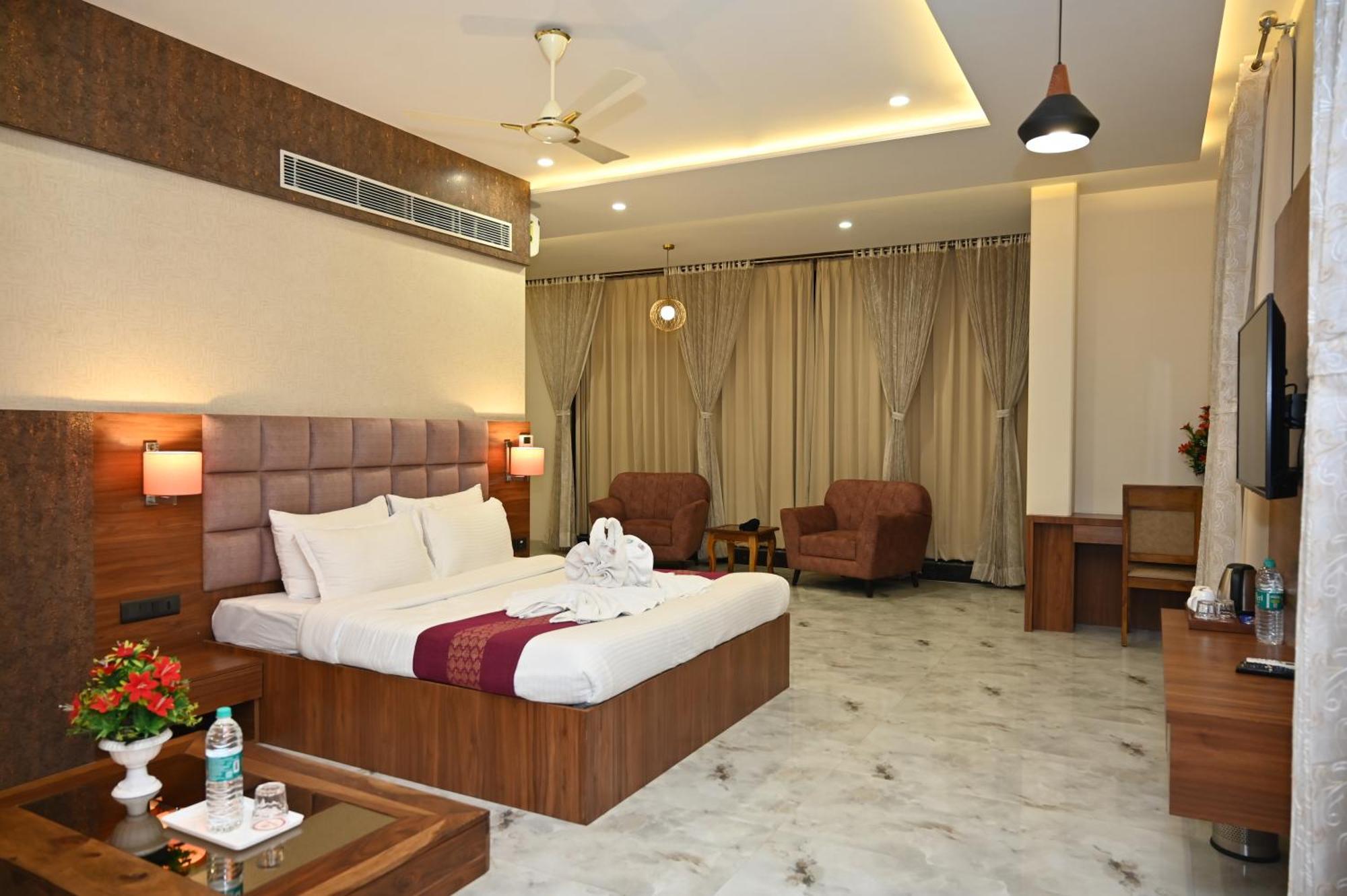 Hotel Shyamleela Khatu Ngoại thất bức ảnh