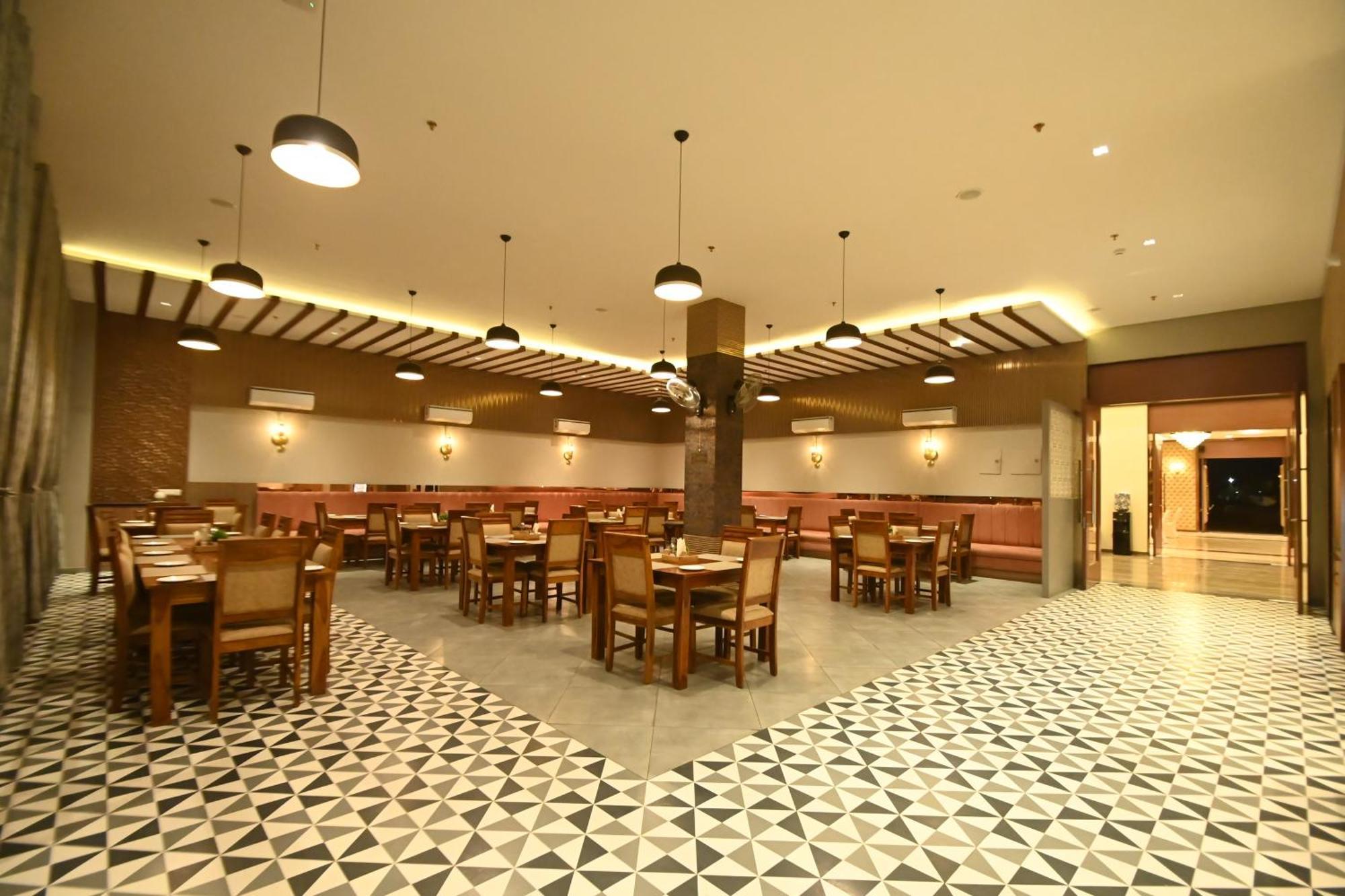 Hotel Shyamleela Khatu Ngoại thất bức ảnh